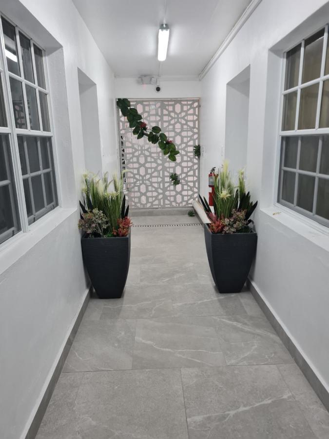 Apartamento The Castle Philipsburg  Exterior foto