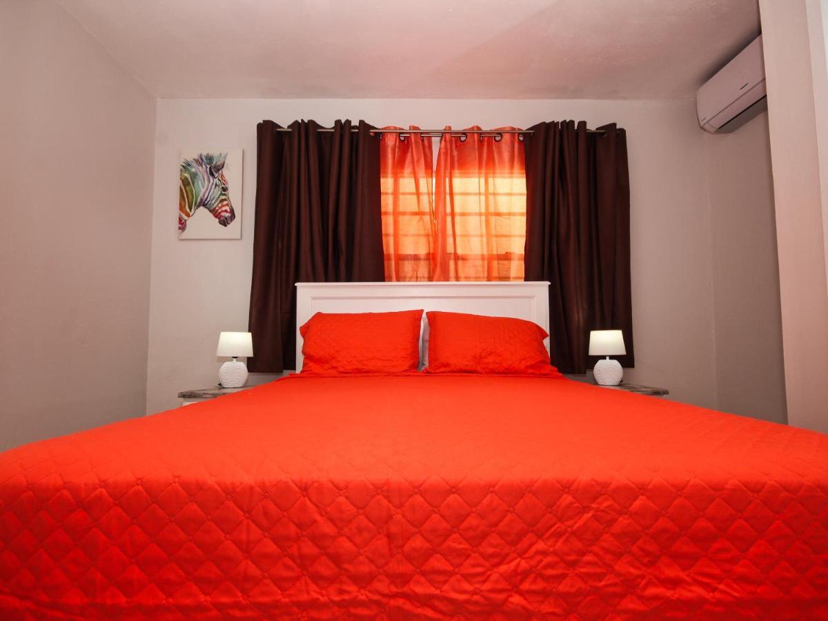 Apartamento The Castle Philipsburg  Exterior foto